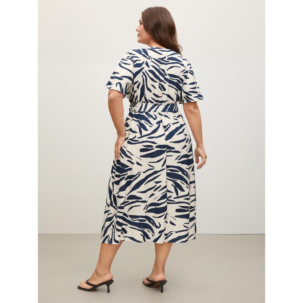 Plus Size Abstract Print Belted Pockets Midi Dress Ivory Women Belted Notched collar Short sleeve Curvy BloomChic 30/6X Product Image