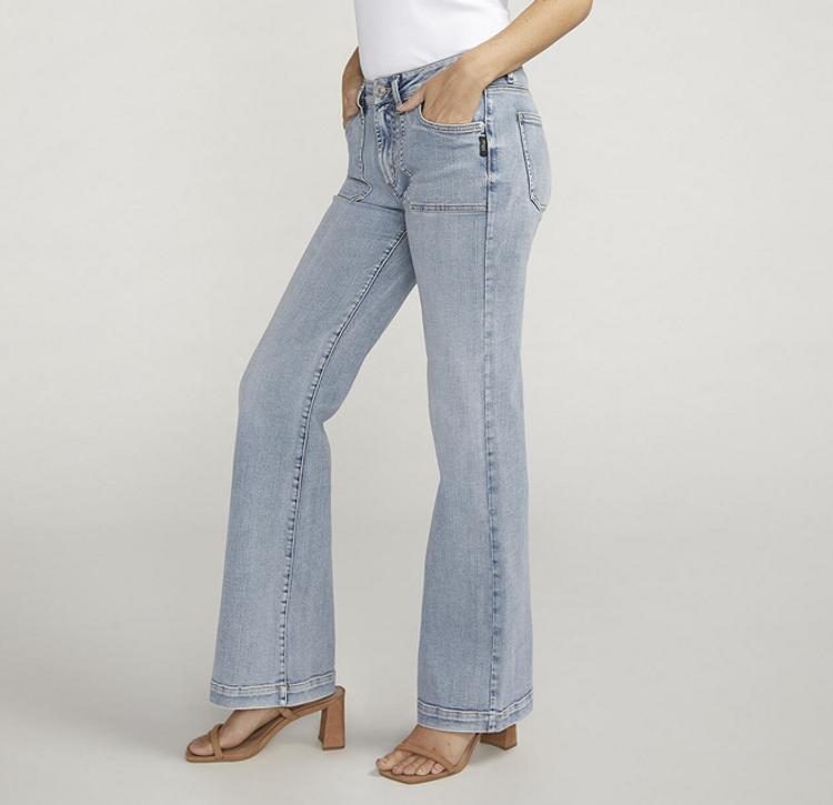 SALE Silver Jeans Co® Ladies' Suki MR Trouser Jeans Product Image