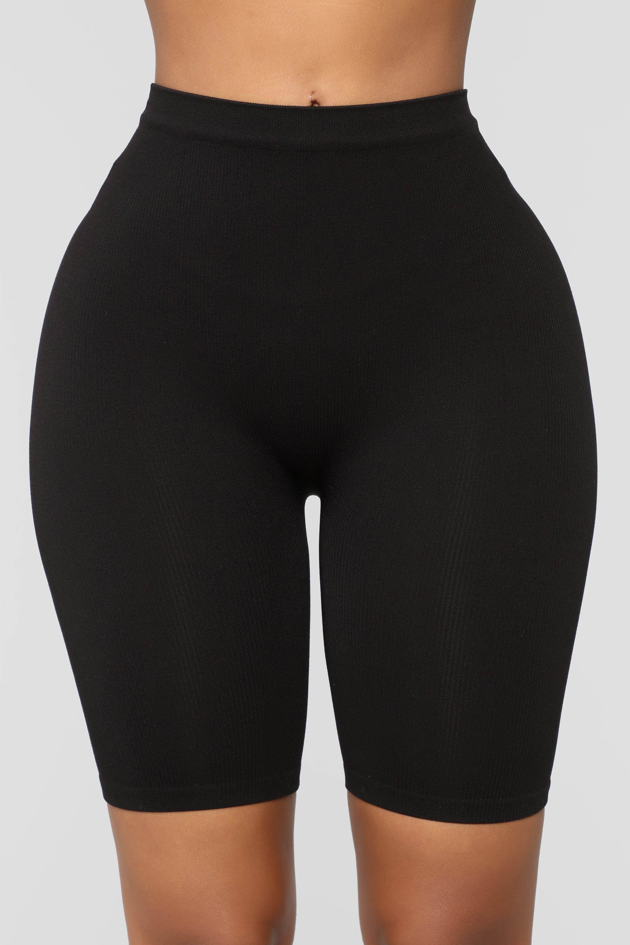 Effortless Seamless Biker Shorts - Black Product Image