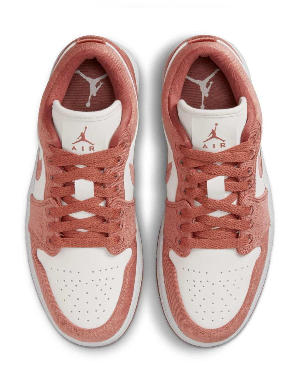 Nike Air Jordan 1 Low SE sneakers Product Image