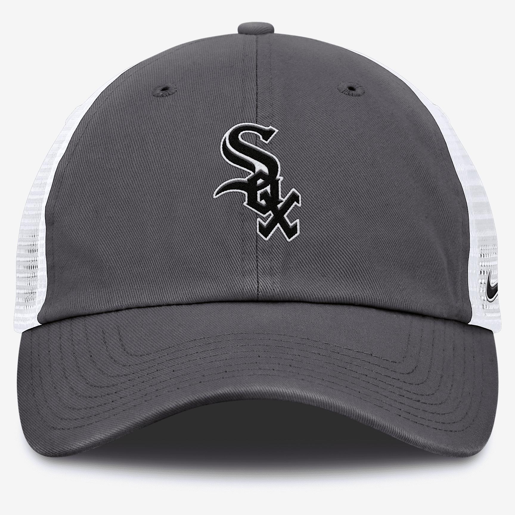 Chicago White Sox Club Men's Nike MLB Trucker Adjustable Hat Product Image