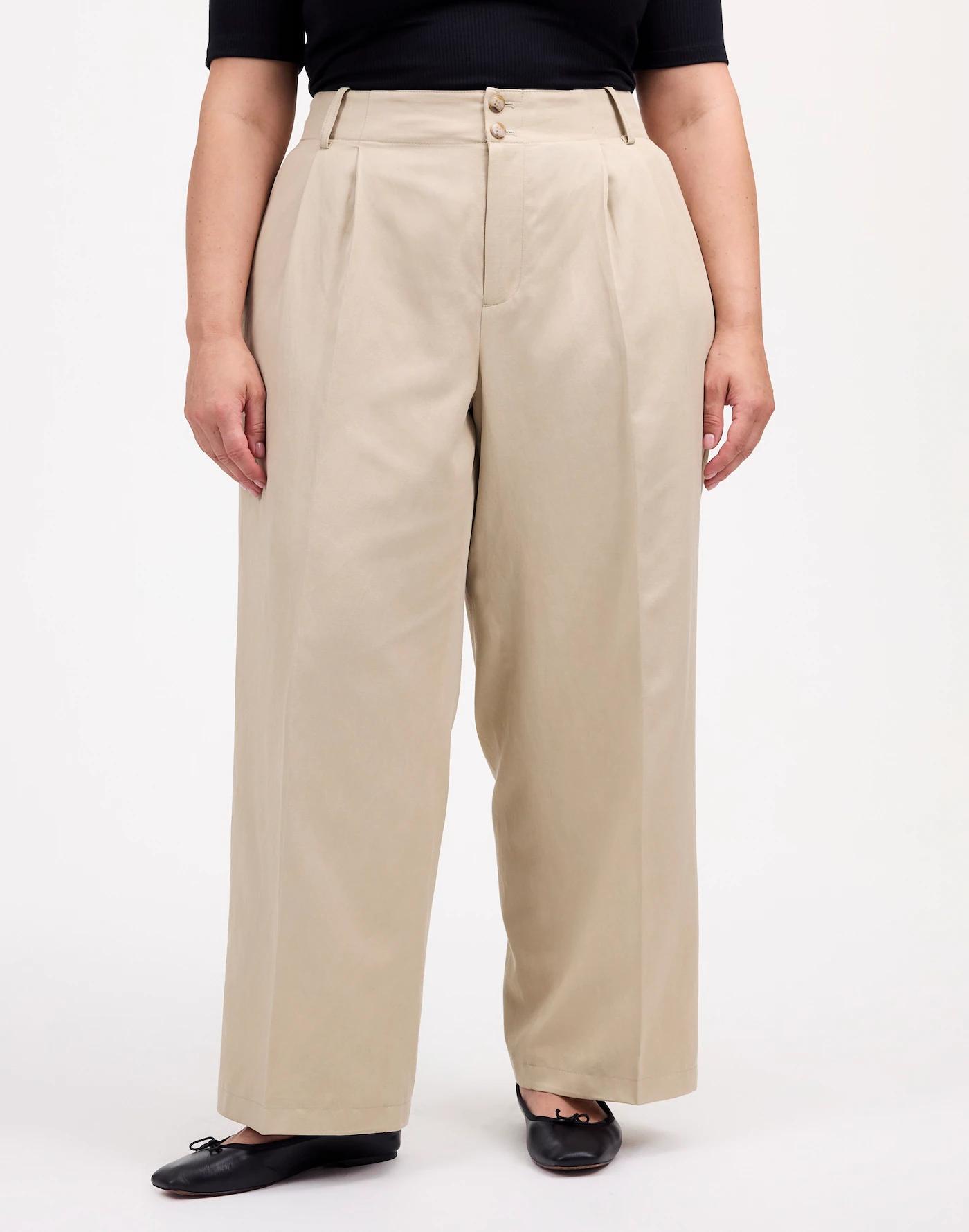 The Plus Harlow Wide-Leg Pant in Drapey Twill Product Image