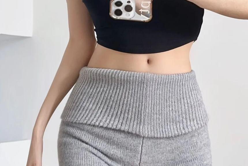 Mid Rise Plain Knit Shorts Product Image