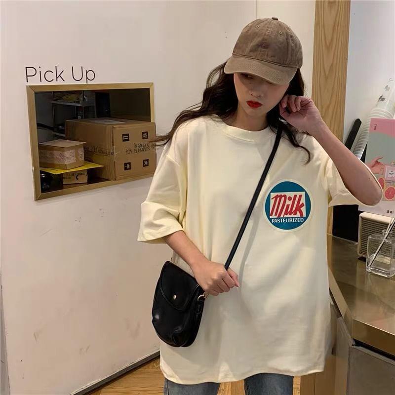 Elbow Sleeve Graphic Print Loose-Fit T-Shirt Product Image