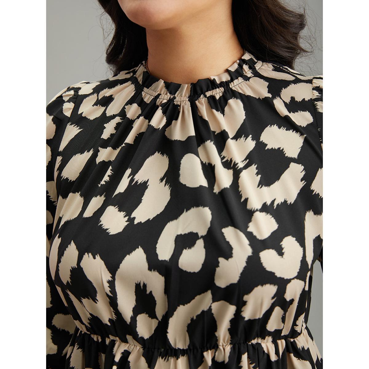 Plus Size Geometric Mock Neck Elastic Waist Pleated Dress DarkBrown Women Office Elastic cuffs Mock Neck Elbow-length sleeve Curvy Midi Dress BloomChic 26/4X Product Image
