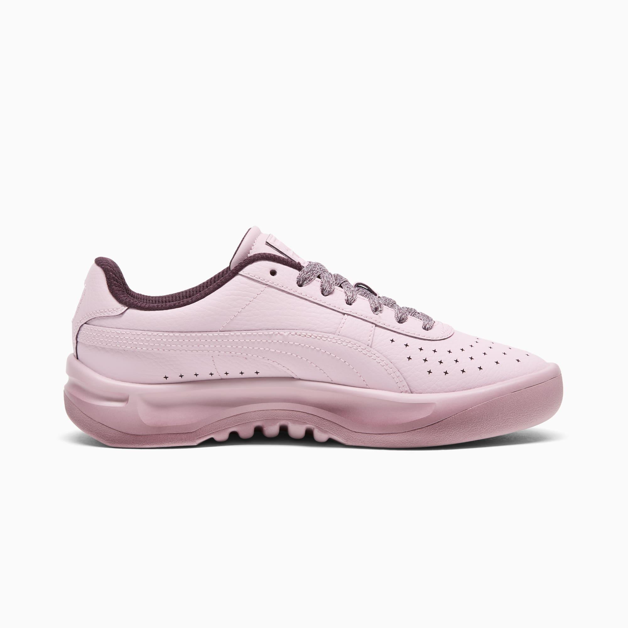 GV Special Mono Women's Sneakers Product Image
