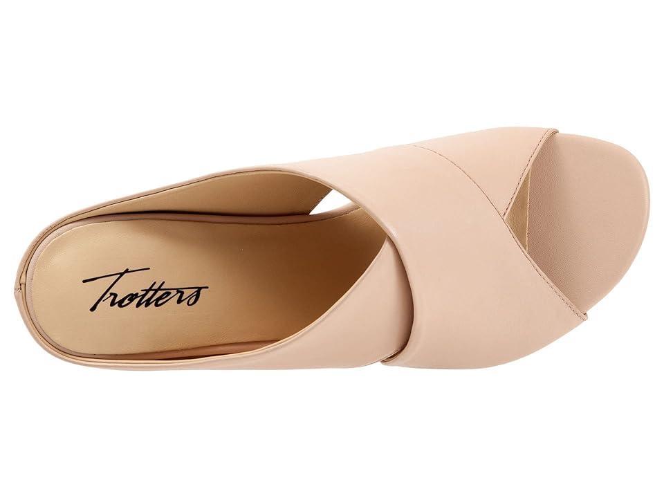 Trotters Nora (Nude) Women's Shoes Product Image