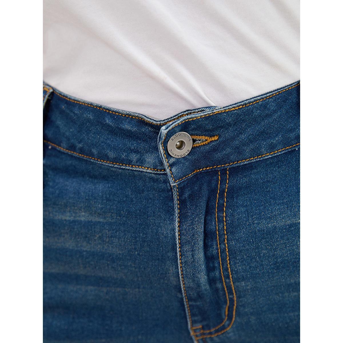 Plus Size Very Stretchy Dark Wash Roll Hem Cropped Jeans Women Indigo Casual Plain Distressed High stretch Patch pocket Jeans BloomChic 30/6X Product Image
