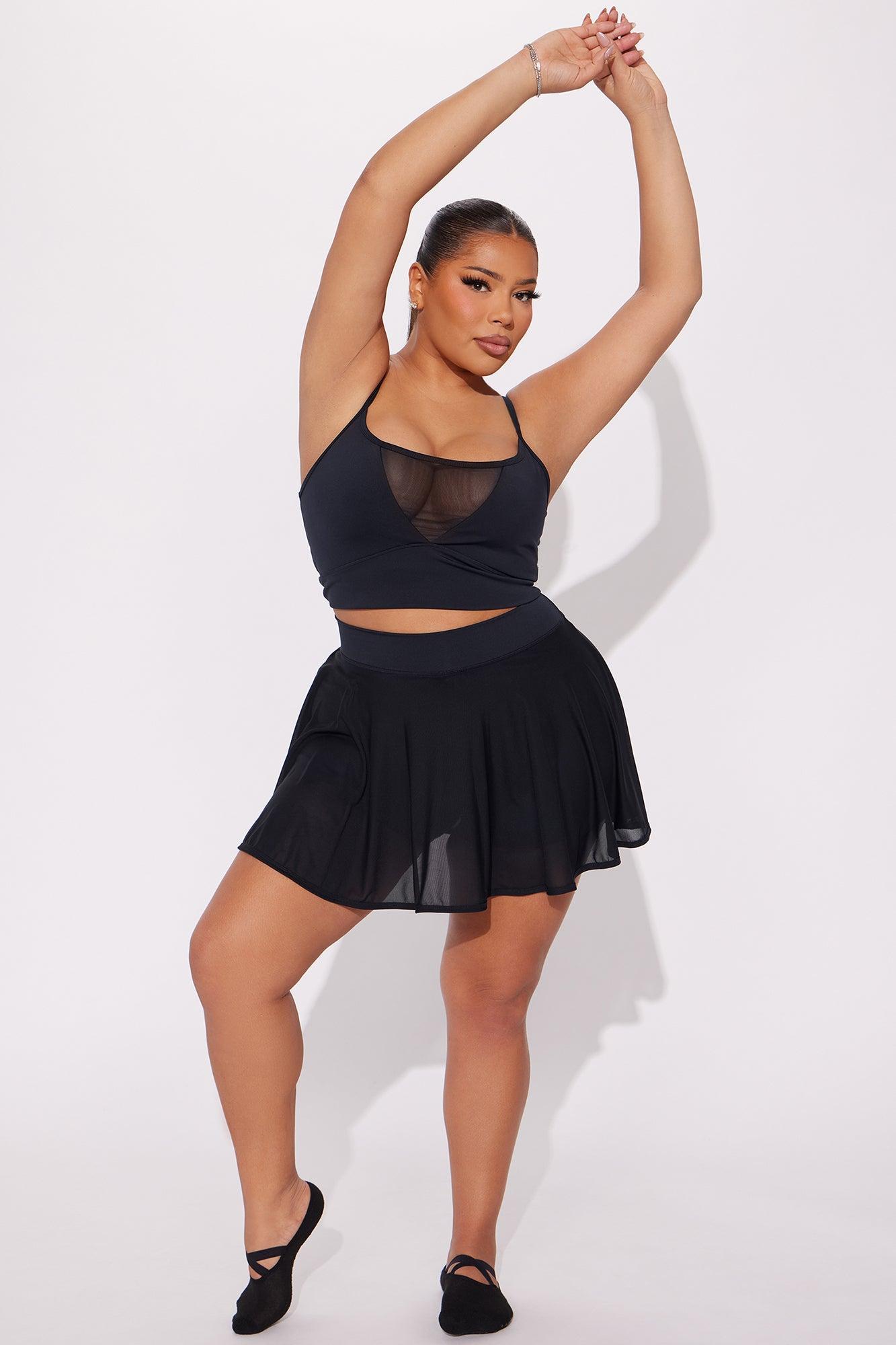 En Pointe Elevate Active Skirt Set - Black Product Image