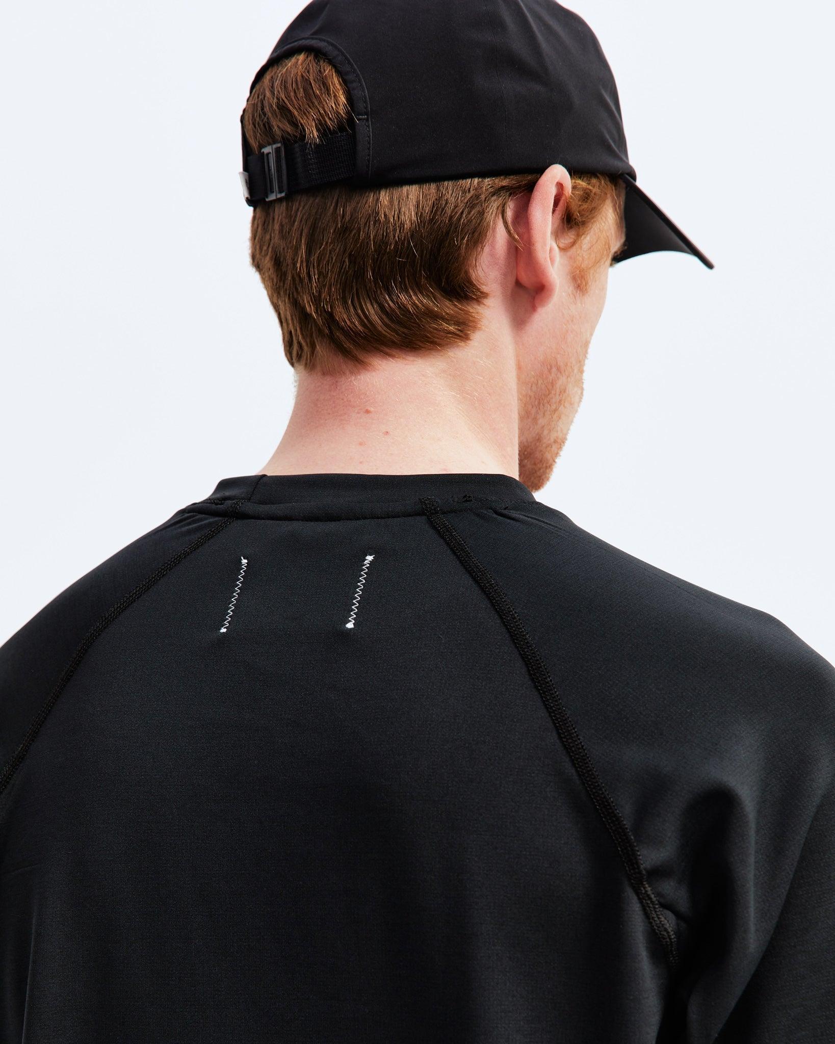 Deltapeak™ 165 Crewneck - Vault Male Product Image