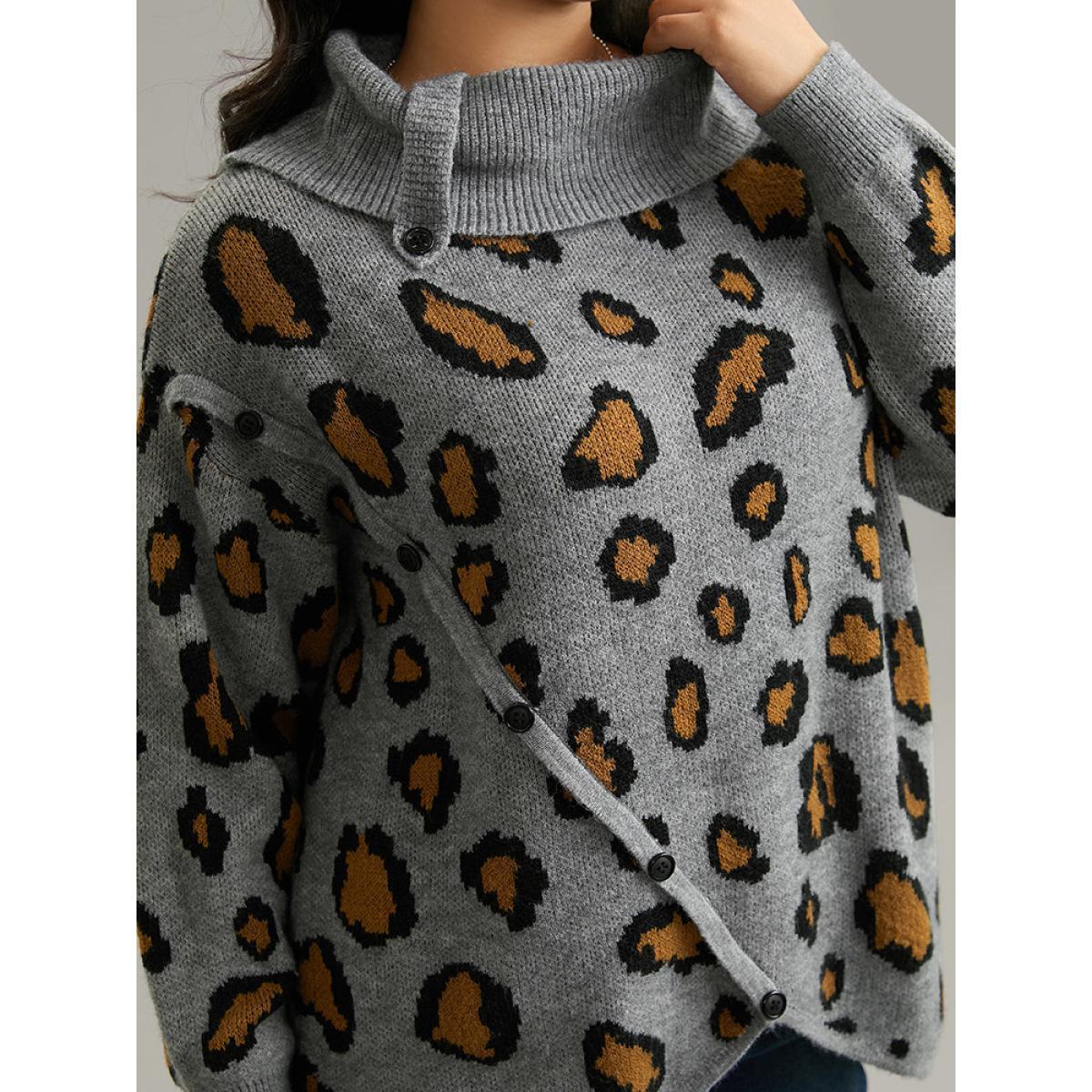 Plus Size Anti-Pilling Leopard PrintLapel Collar Button Detail Pullover Gray Women Casual Loose Long Sleeve Lapel Collar Dailywear Pullovers BloomChic 12/L Product Image