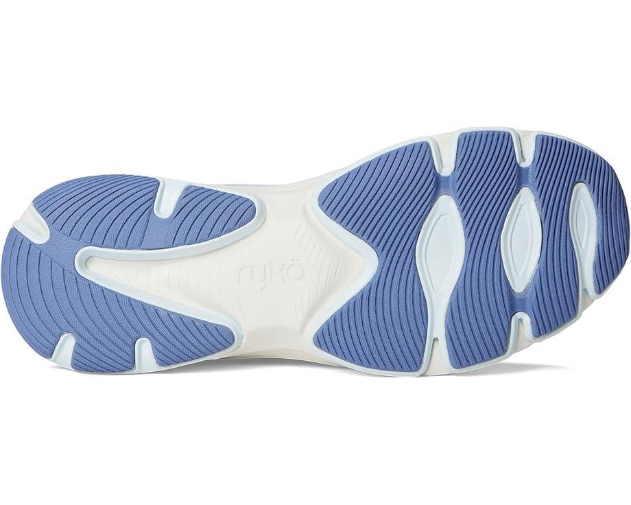 Devotion X TR Walking Shoes Product Image