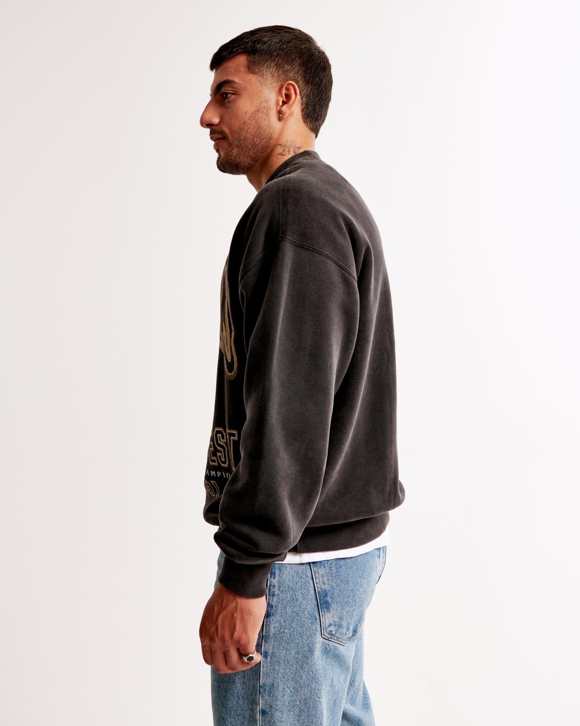 Minnesota Vikings Graphic Crew Sweatshirt Product Image