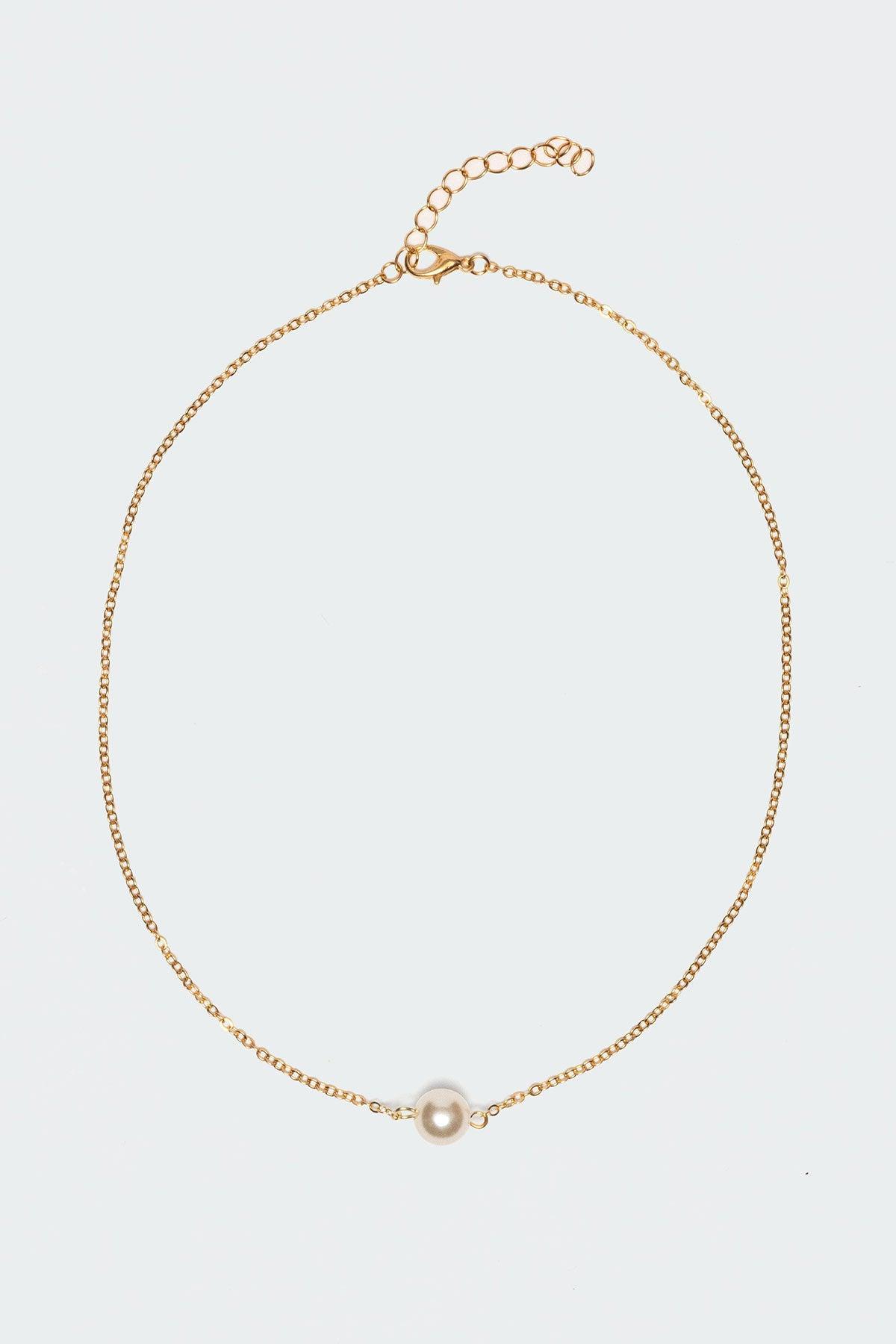 Center Stage Pearl Necklace Product Image