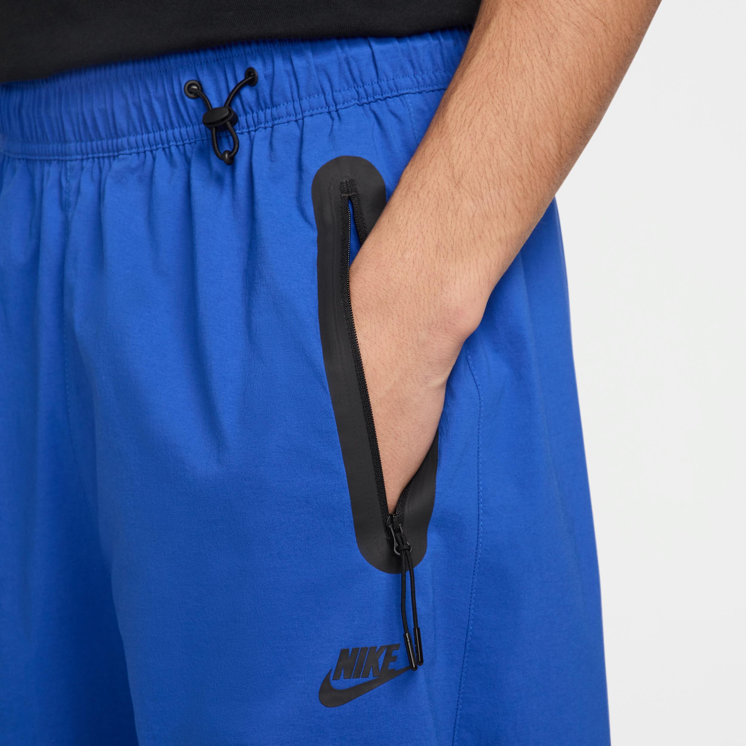 Nike Men's Tech Woven Oversized Pants Product Image