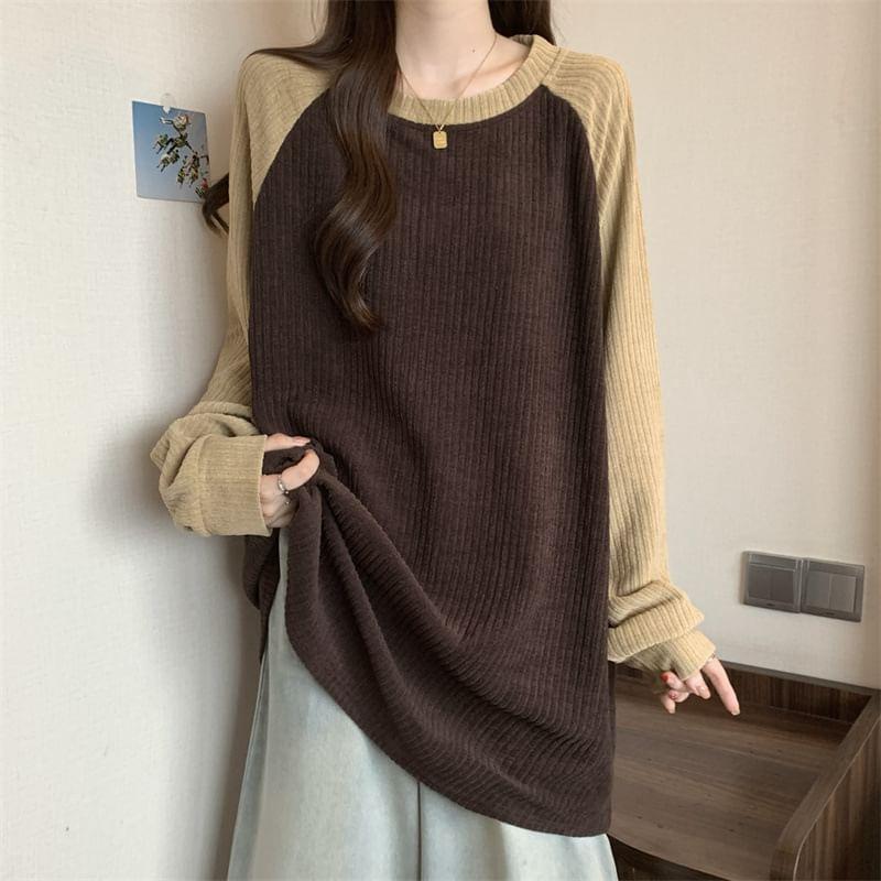 Crew Neck Two Tone Raglan Sweater Product Image