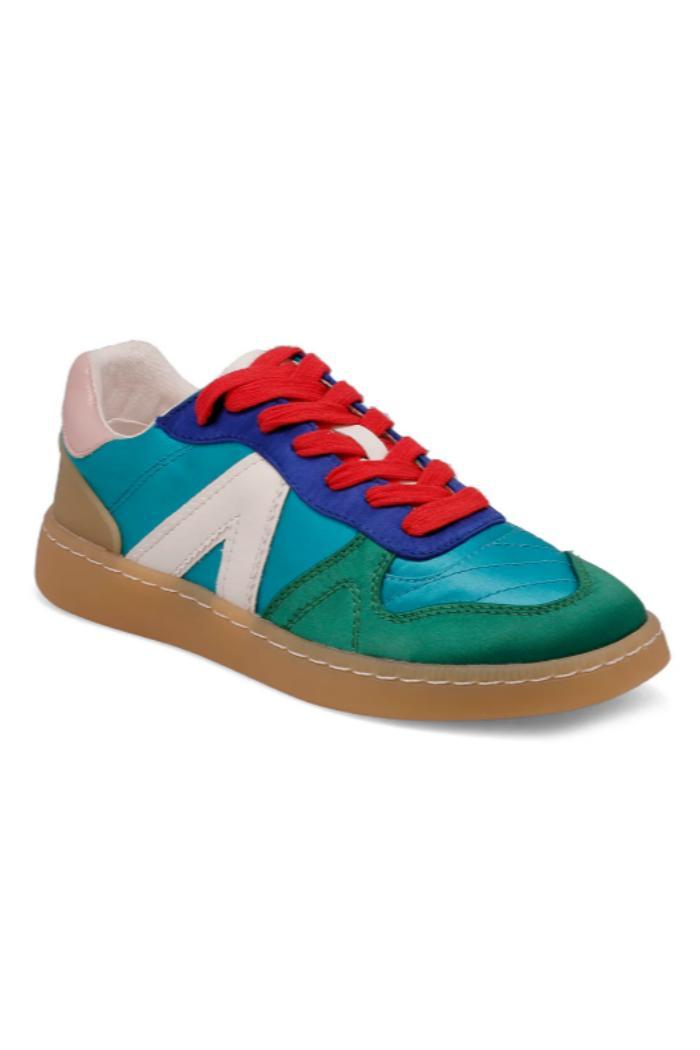 Vesta Sneaker Product Image