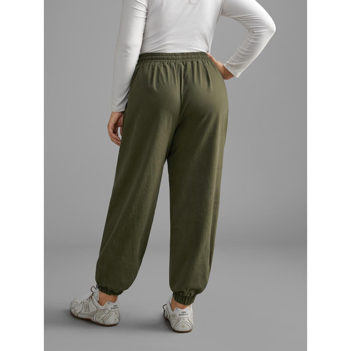 Plus Size Solid Drawstring Patch Pocket Carrot Pants Women ArmyGreen Casual Mid Rise Everyday Pants BloomChic 26/4X Product Image