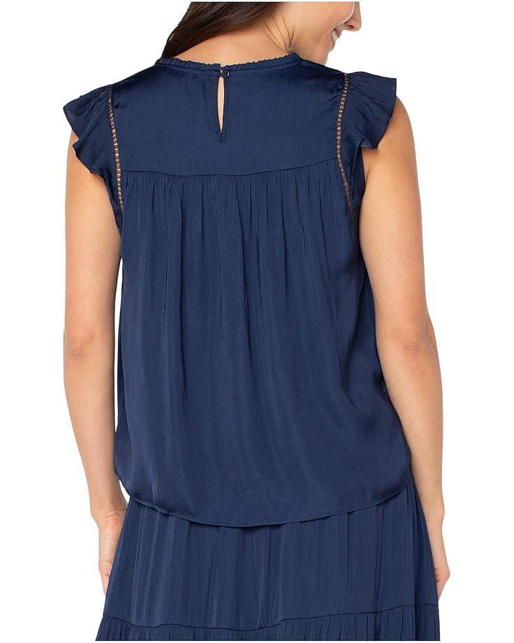 Sleeveless Crew Neck Knit Top Product Image