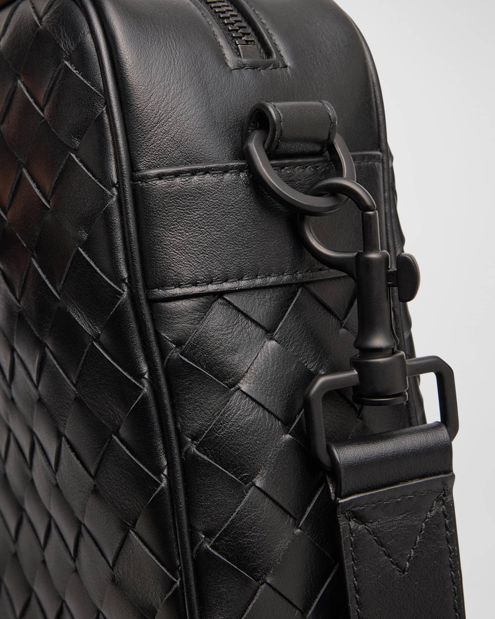 Men's Intrecciato Medium Crossbody Bag Product Image