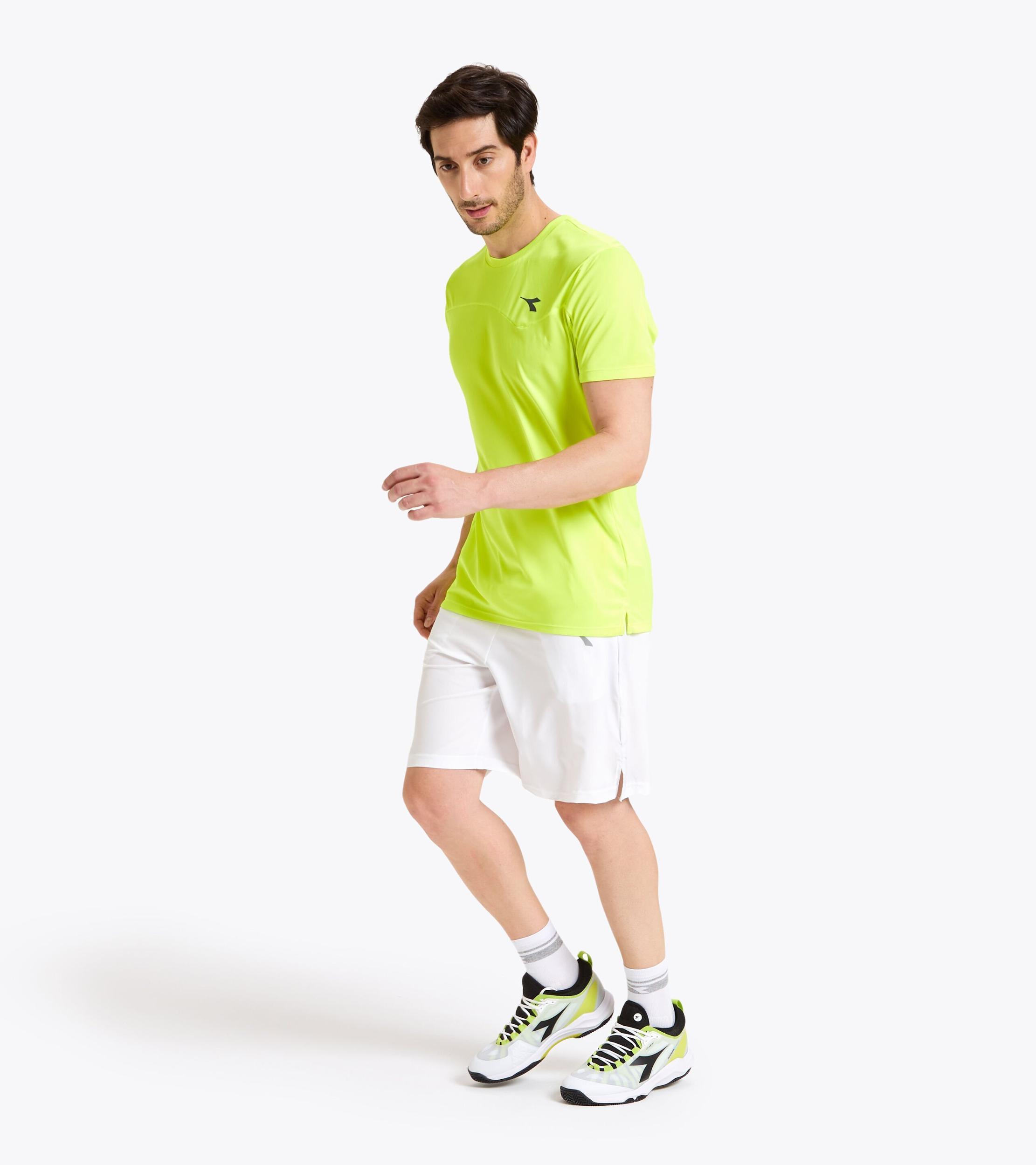 SHORT COURT Product Image