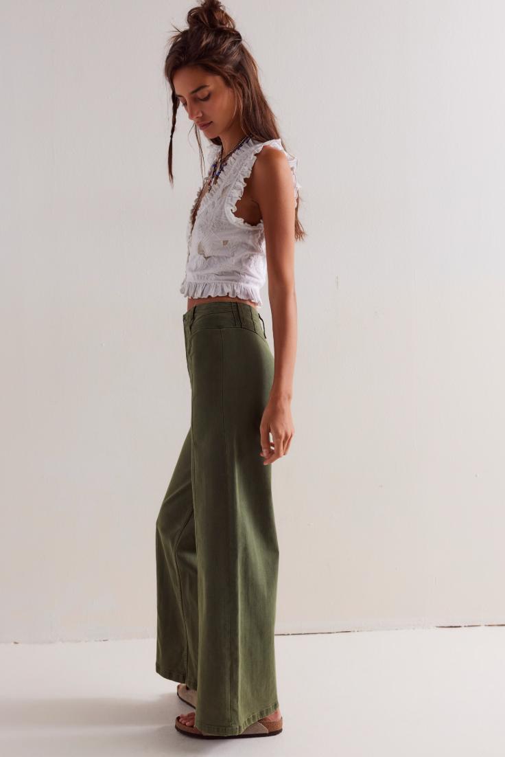 Libre Wide Leg Pant Product Image