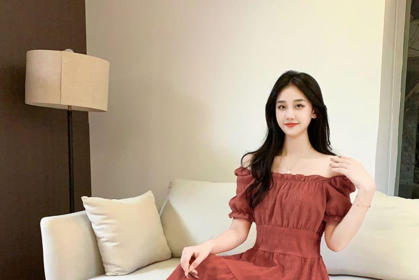 Puff-Sleeve Plain Maxi A-Line Dress Product Image