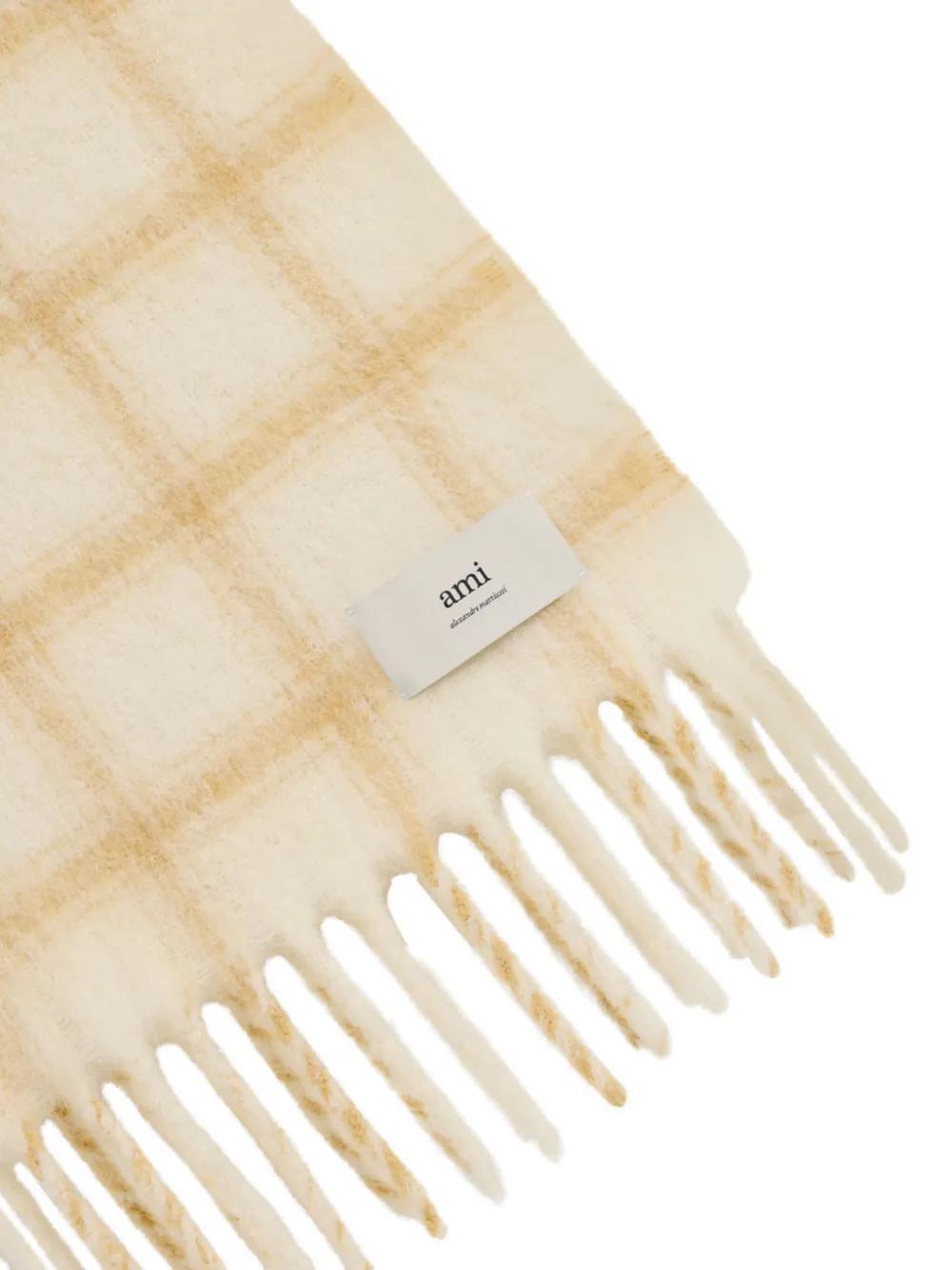 check pattern fringed scarf Product Image