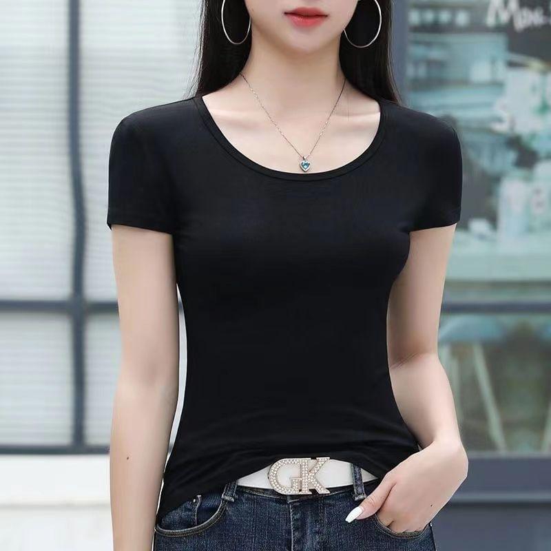 Short Sleeve Round Neck T-Shirt Product Image