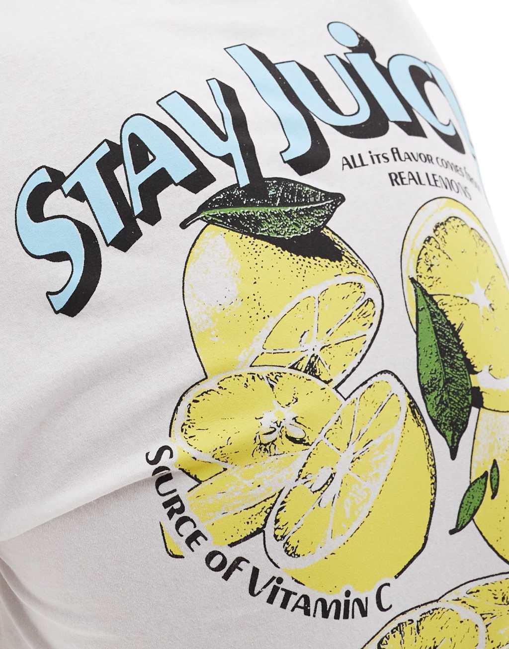 Jack & Jones oversized T-shirt with Stay Juicy back print in white Product Image
