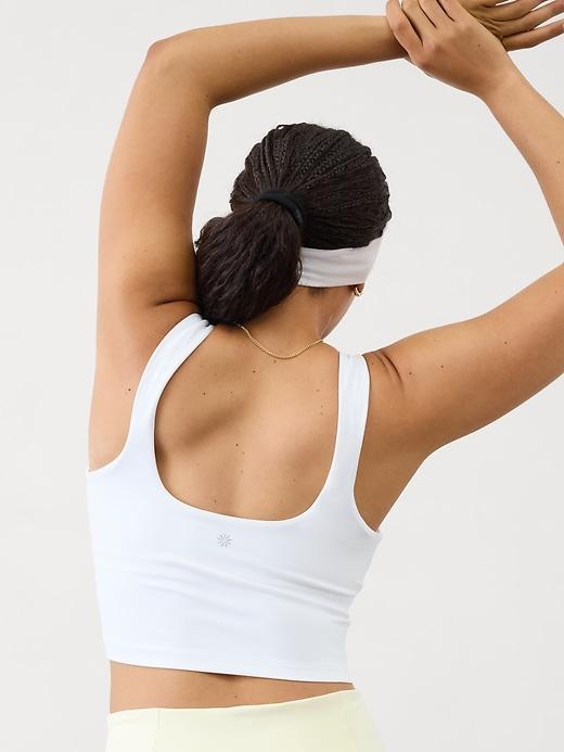 Transcend Square Neck Crop Sports Bra D-DD Product Image