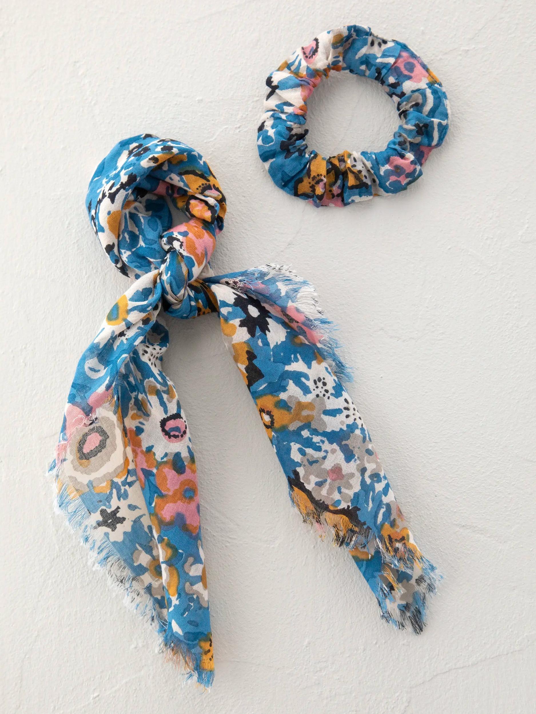 Bandana Scrunchie Product Image