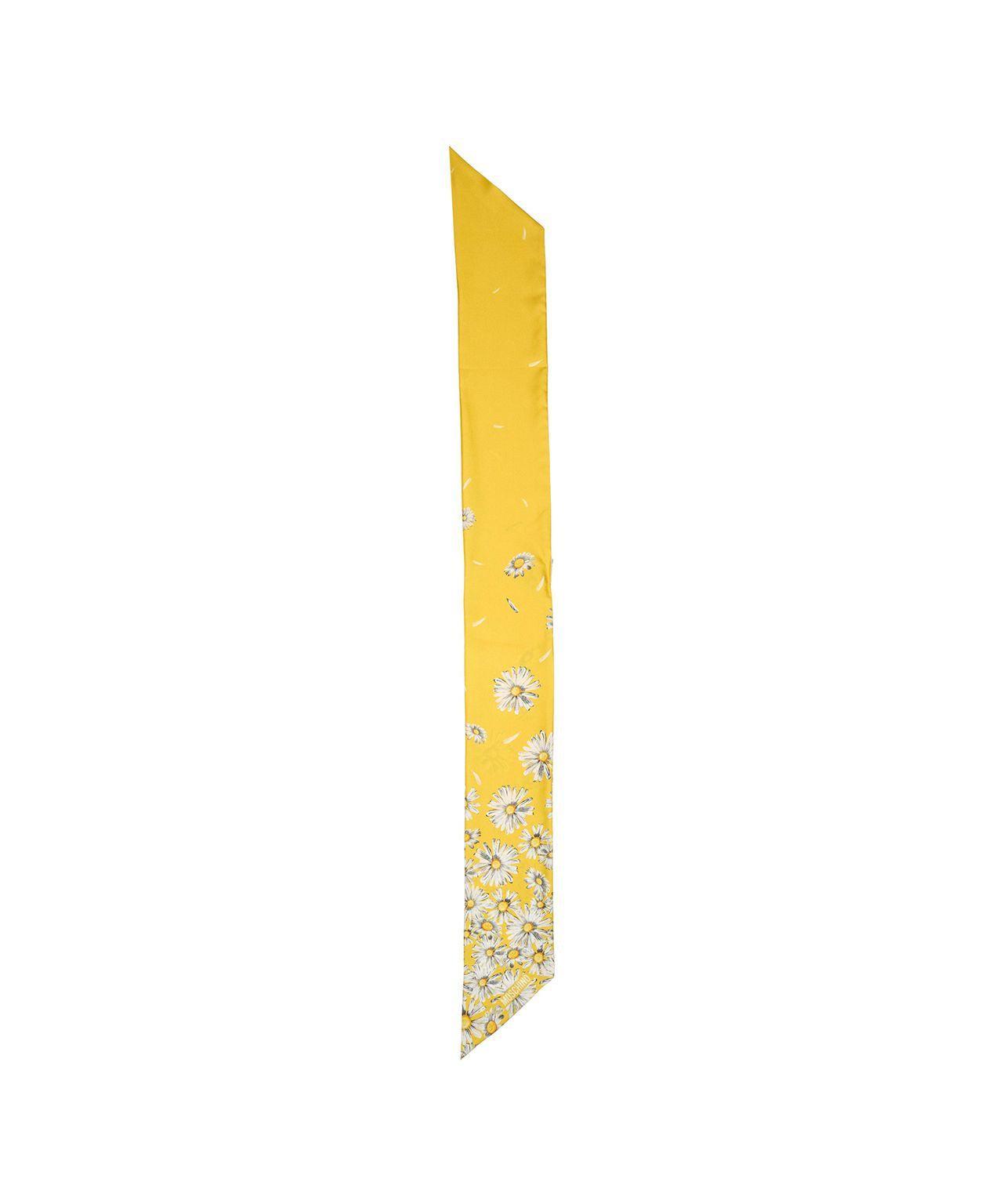 Silk foulard with pattern Product Image