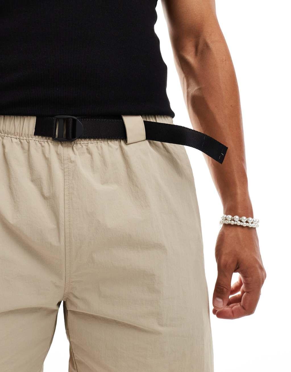 Dickies Jackson tape belt shorts in beige  Product Image