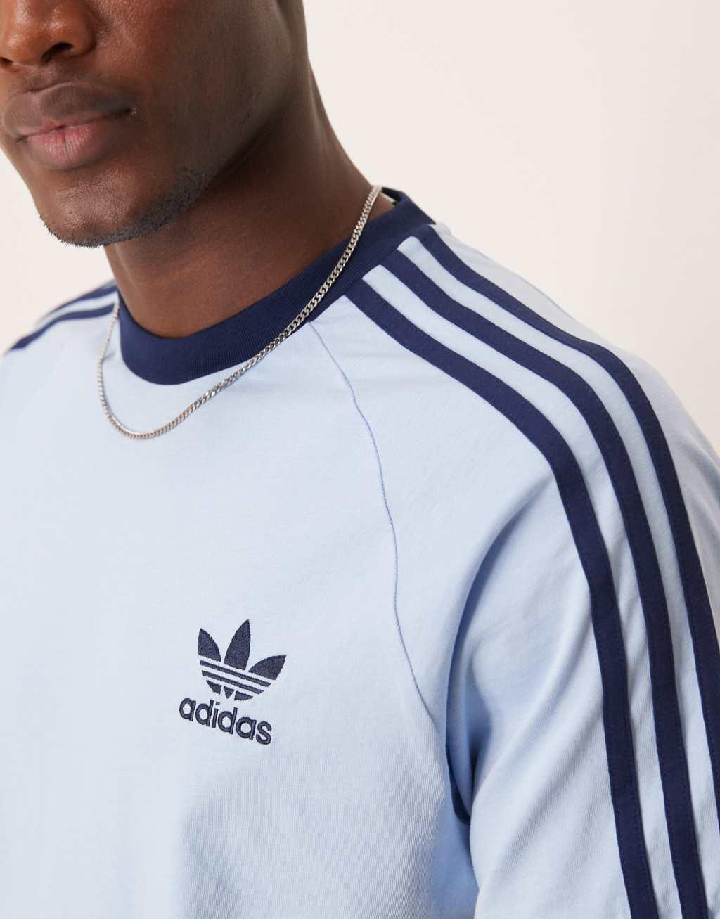 adidas Originals 3 Stripes T-shirt in light blue Product Image