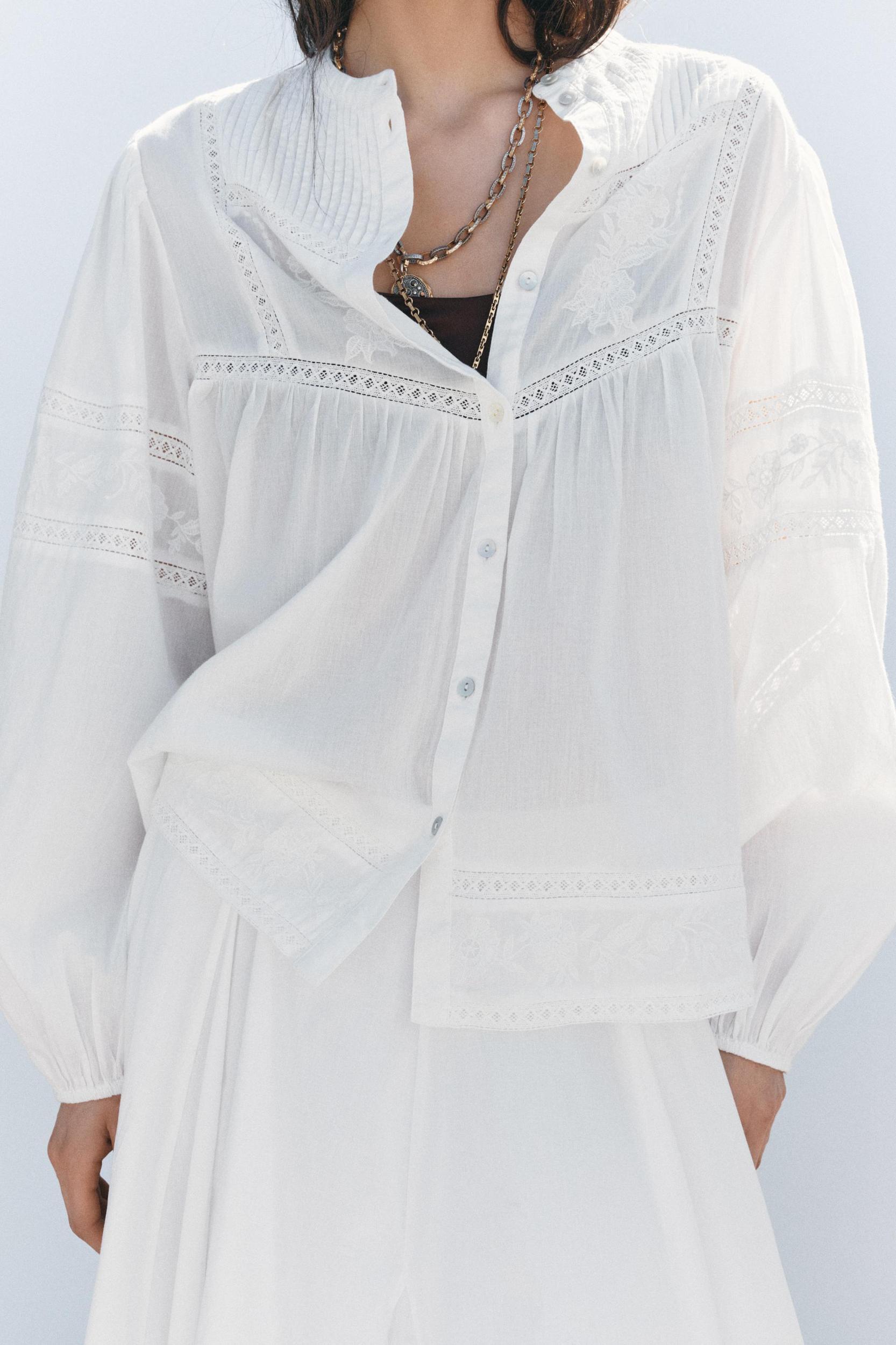 EMBROIDERED ROMANTIC BLOUSE ZW COLLECTION Product Image