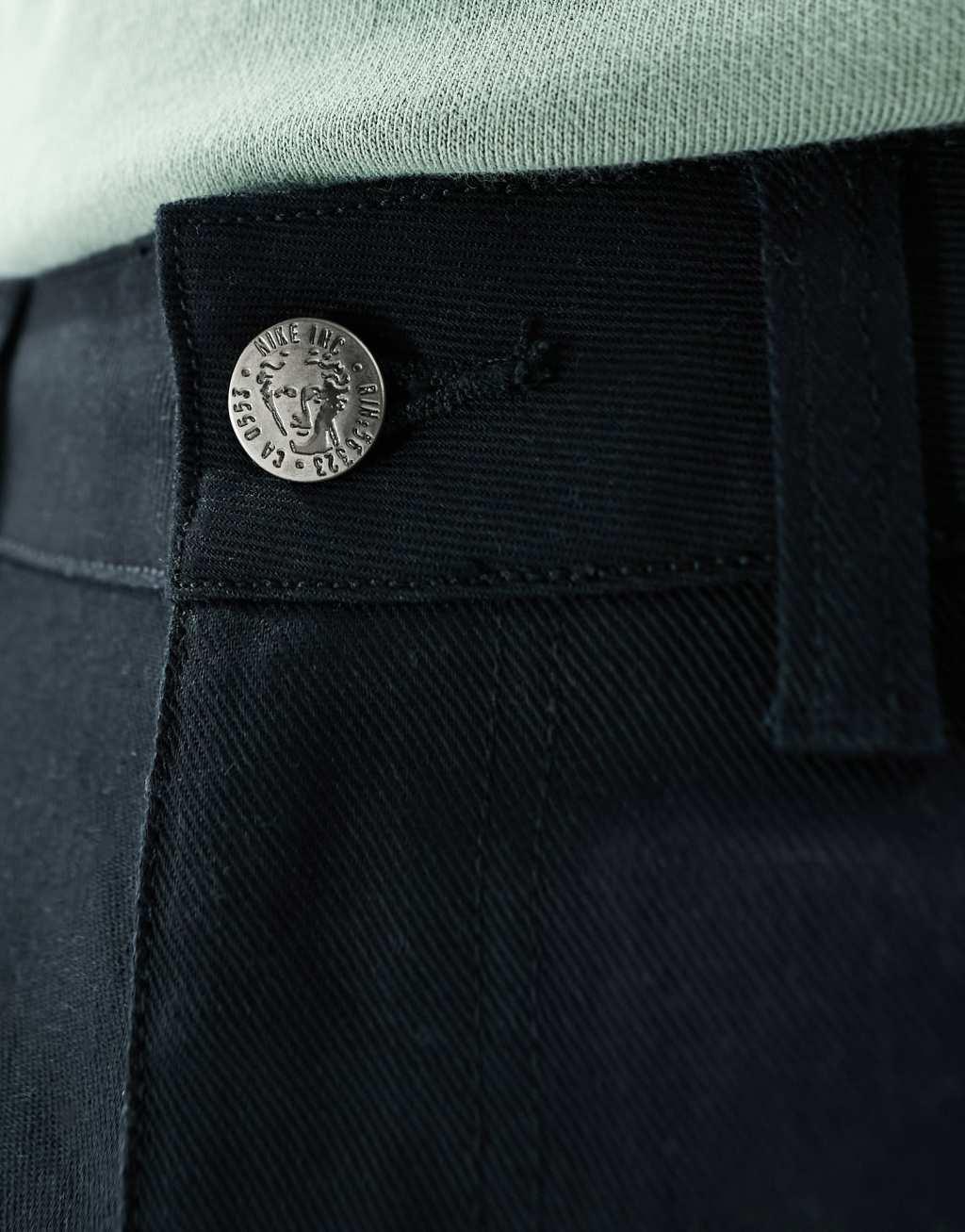 Nike Life Carpenter pants in black Product Image