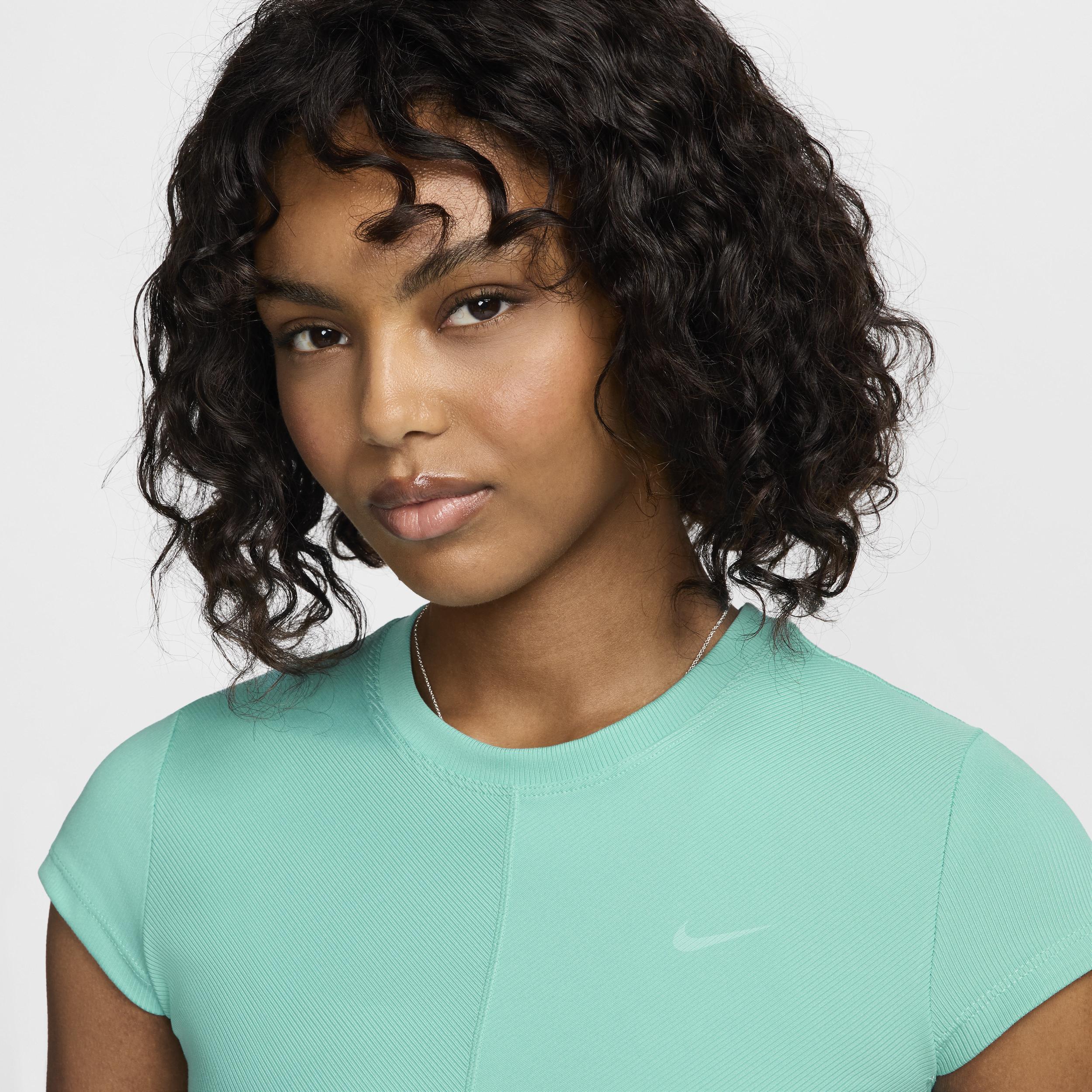 Nike One Fitted Rib Women's Dri-FIT Short-Sleeve Cropped Top Product Image