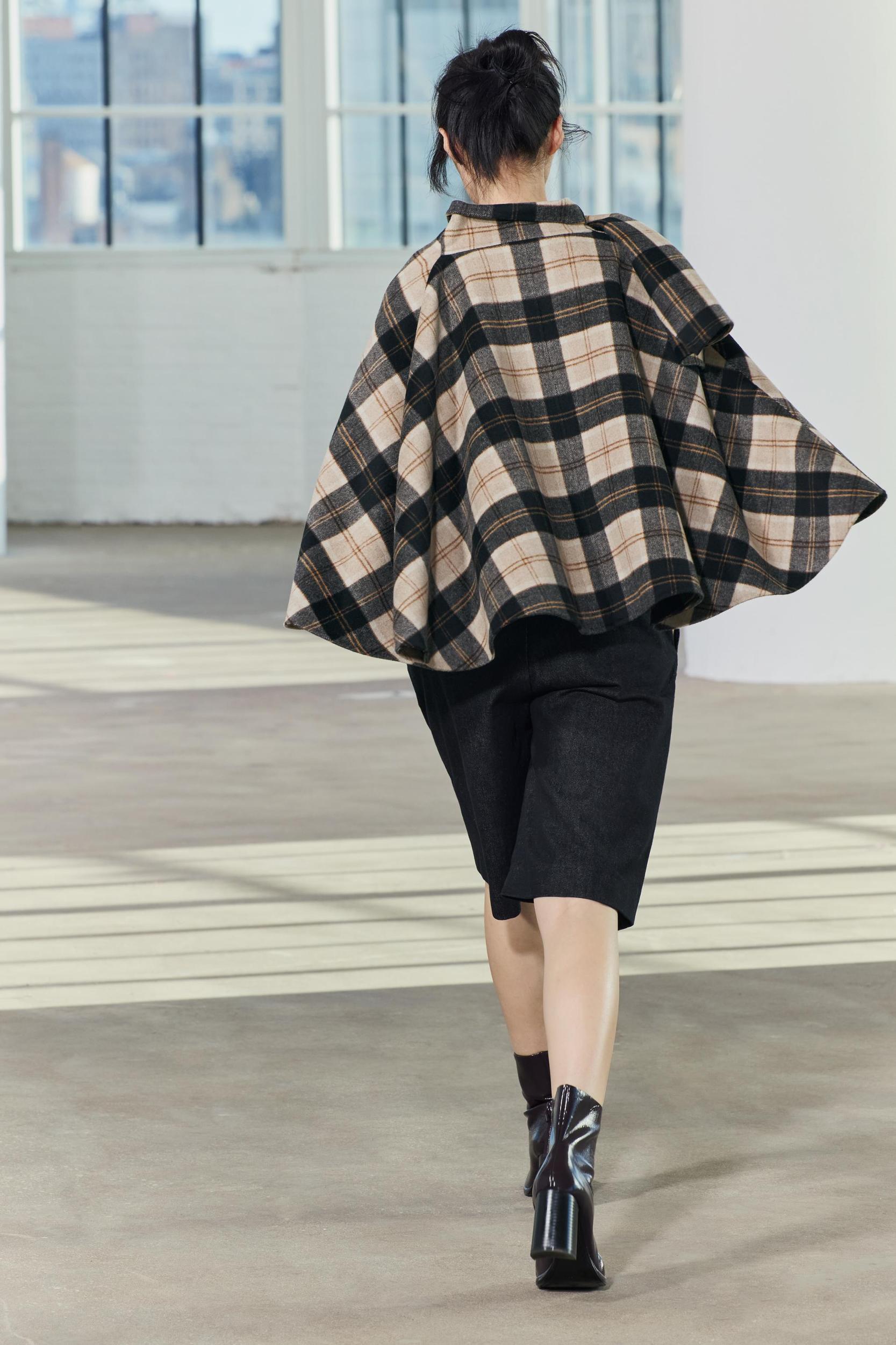 WOOL BLEND PLAID CAPE ZW COLLECTION Product Image