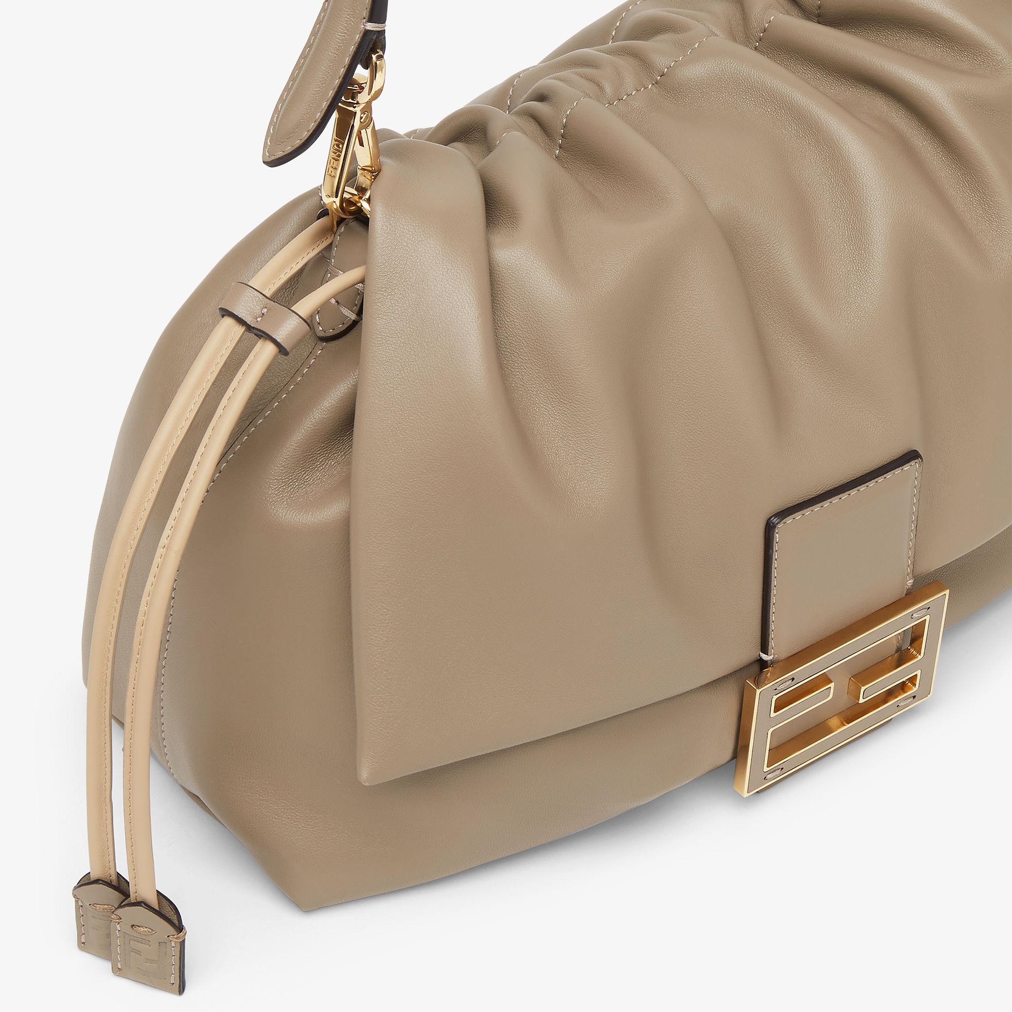 Mamma Baguette LargeDove gray nappa leather bag Product Image