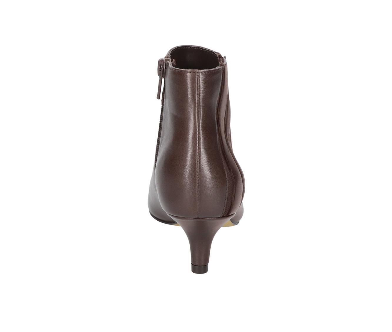 Women's Bella Vita Faraday Booties Product Image