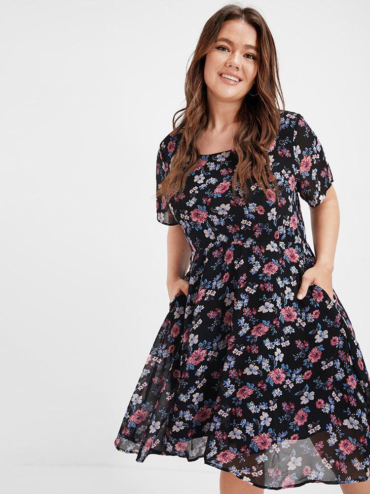 Bloom Dress - Scoop Neck Pocket Floral Short Dress Female Product Image