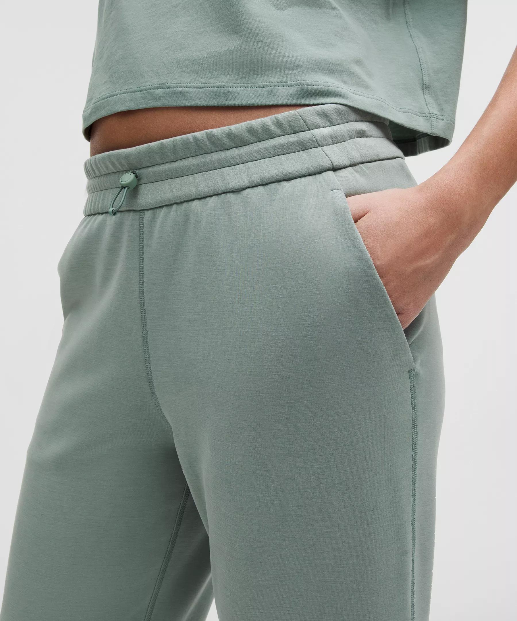 Softstreme High-Rise Pant *Regular Product Image