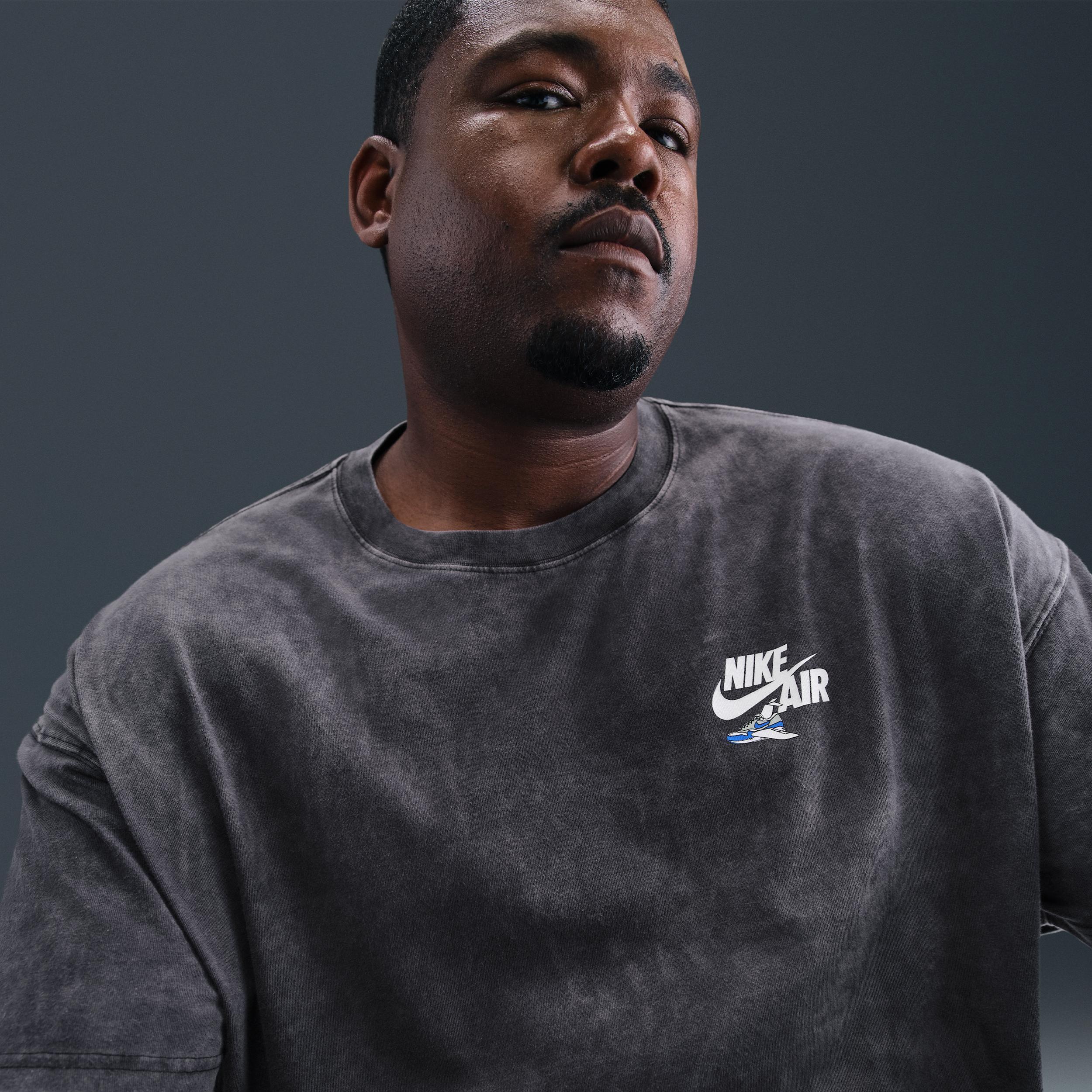 Nike Sportswear T-Shirt Product Image
