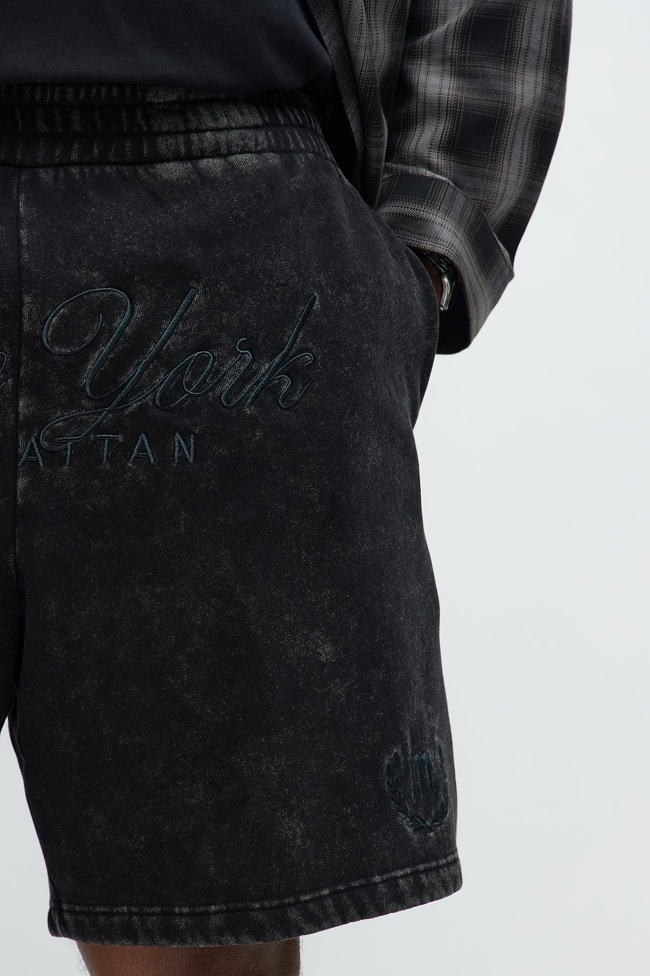 New York Manhattan Sweatshort - Black Product Image