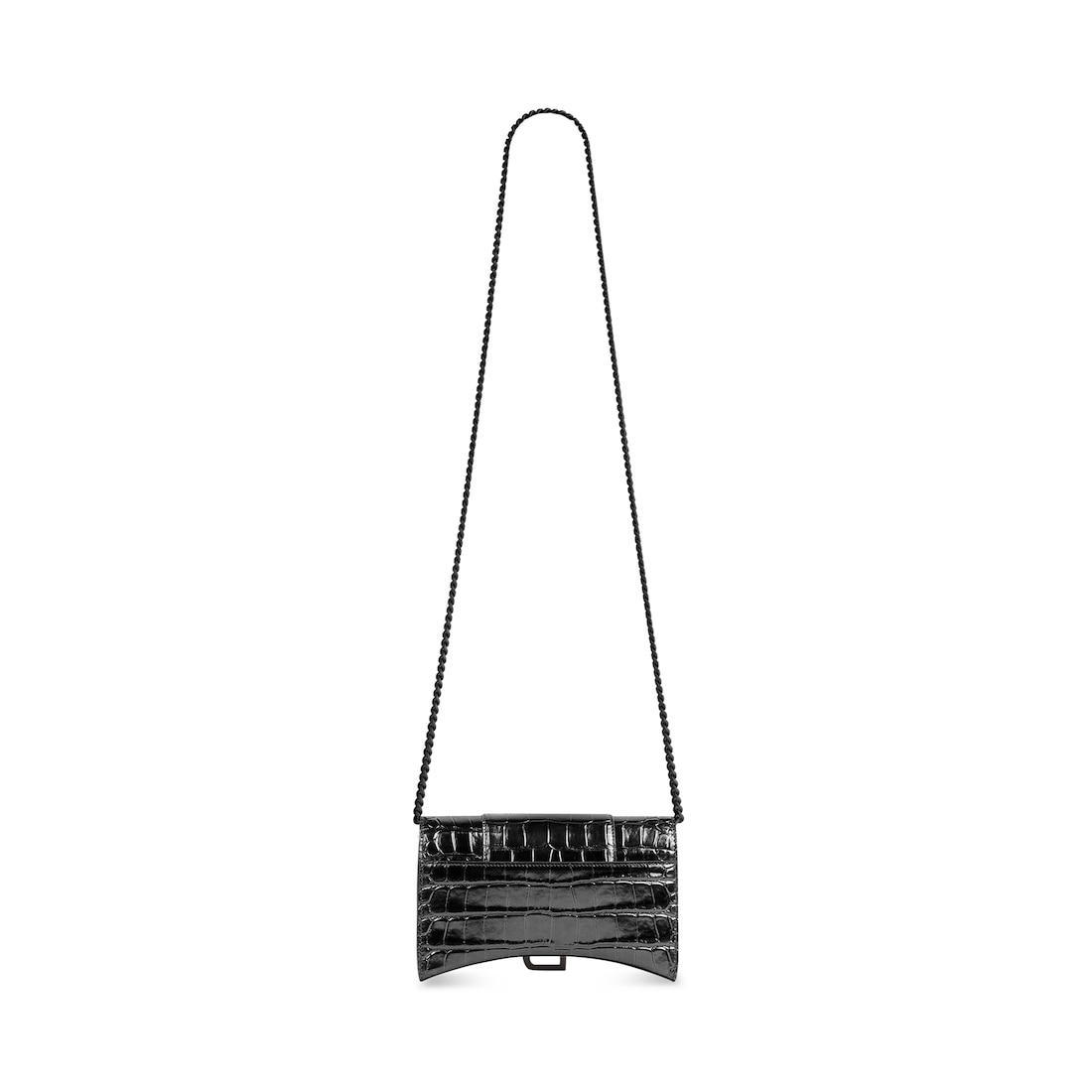 Women's Hourglass Wallet On Chain in Black Product Image