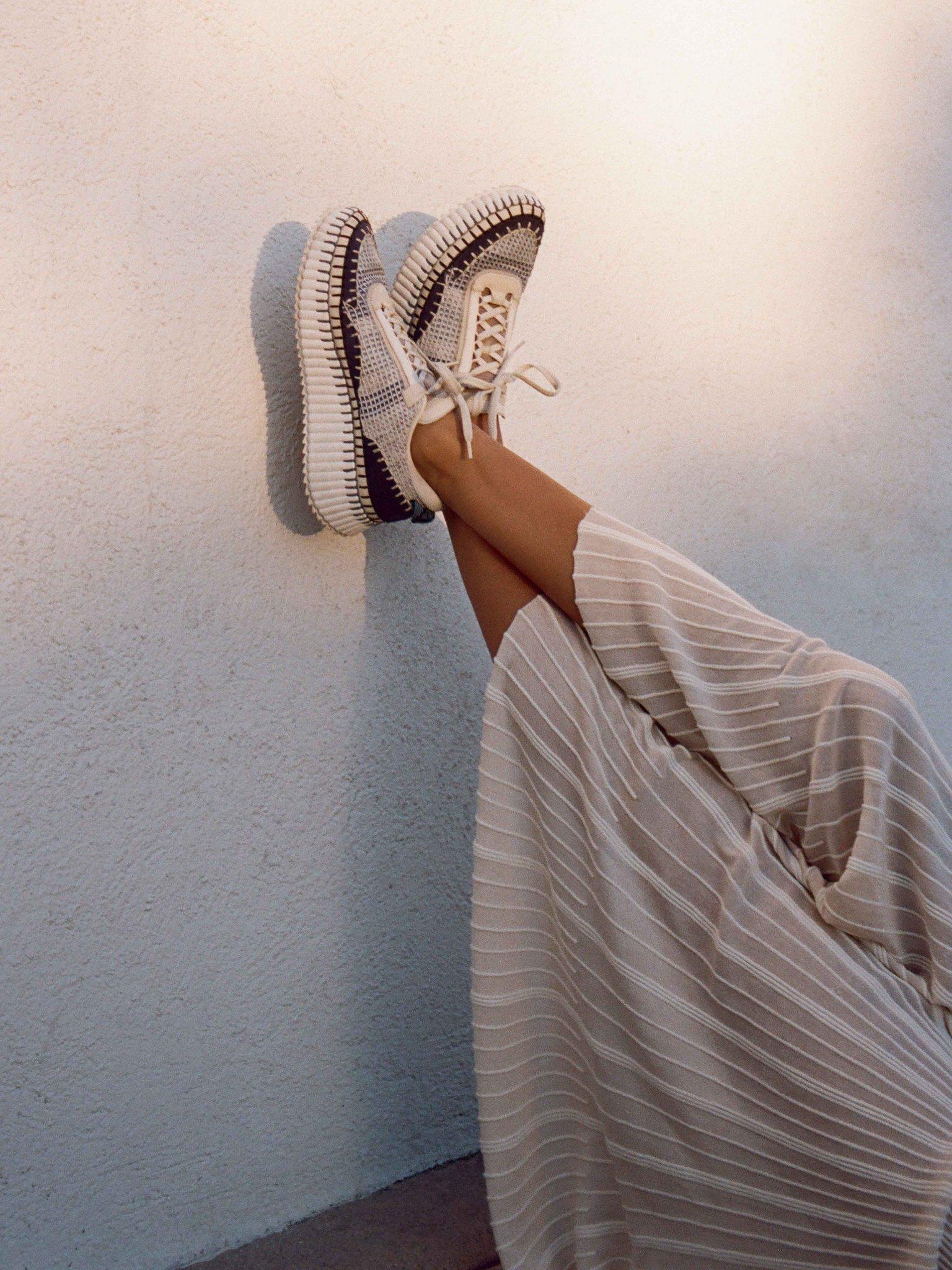 Nama sneaker Product Image