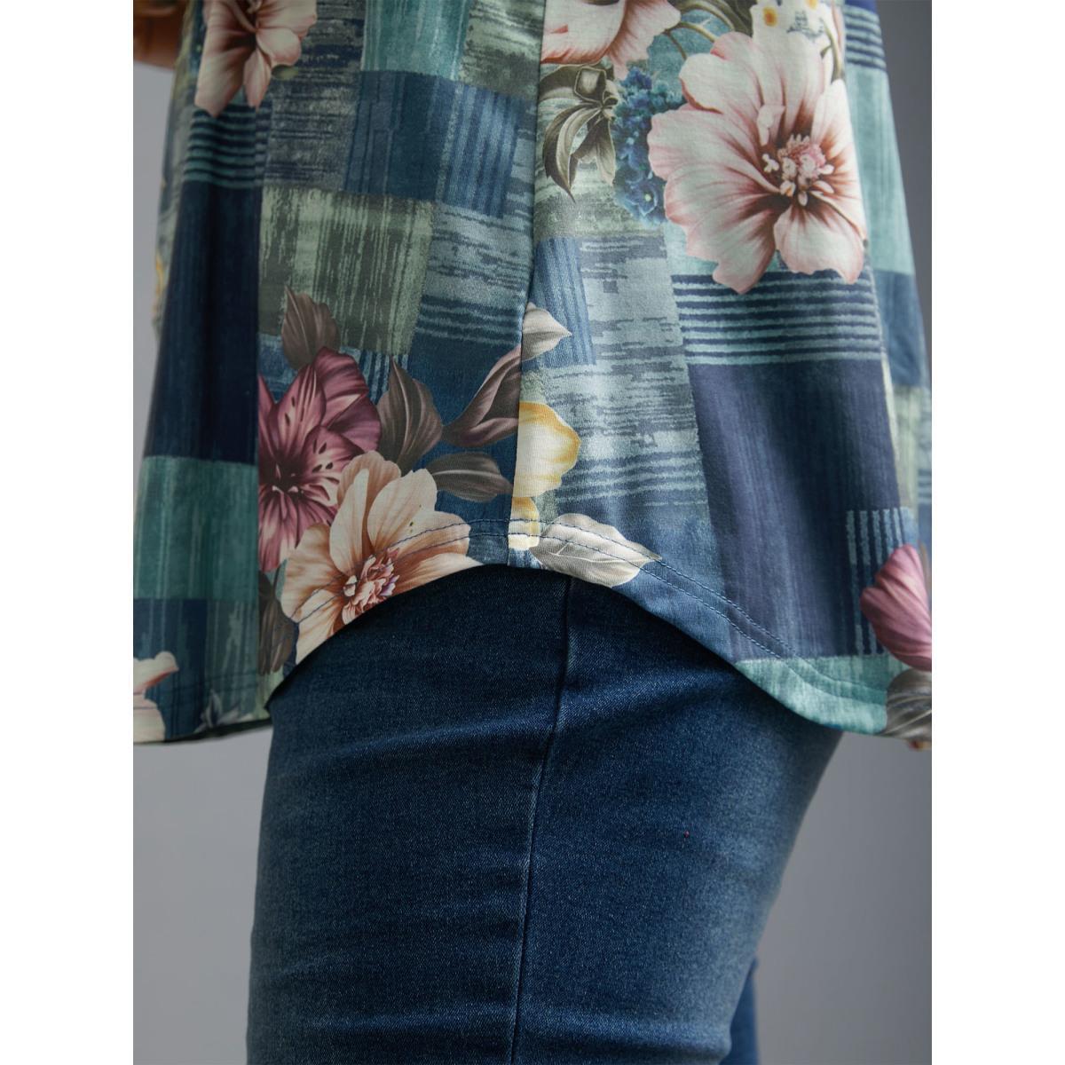 Plus Size Crew Neck Floral Curved Hem T-Shirt Multicolor Women Casual Non Natural Flowers Round Neck Everyday T-shirts BloomChic 22-24/3X Product Image