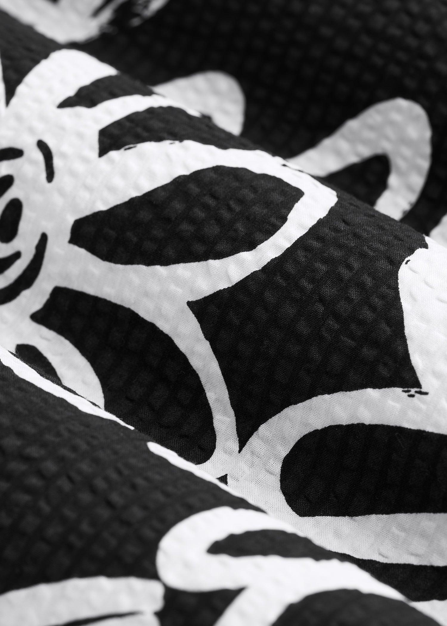 Seersucker Tall Men's Short Sleeve Shirt in Black and White Floral Male Product Image