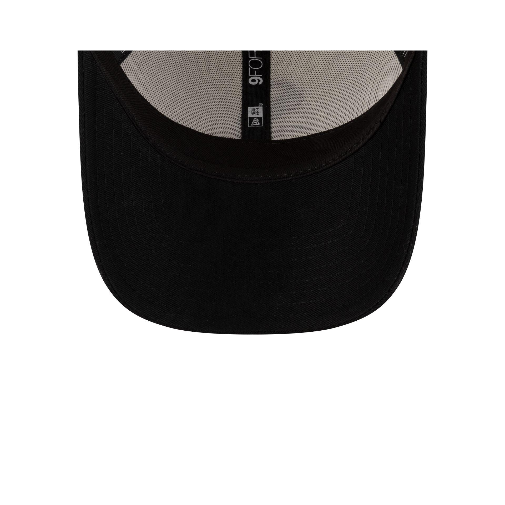 Chicago White Sox Side Script 9FORTY Adjustable Hat Male Product Image